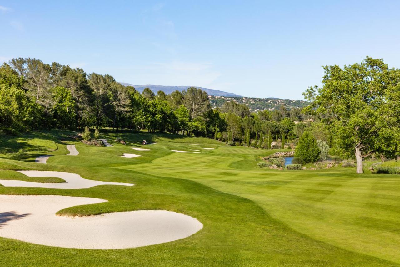 Terre Blanche Hotel Spa Golf Resort Tourrettes Esterno foto