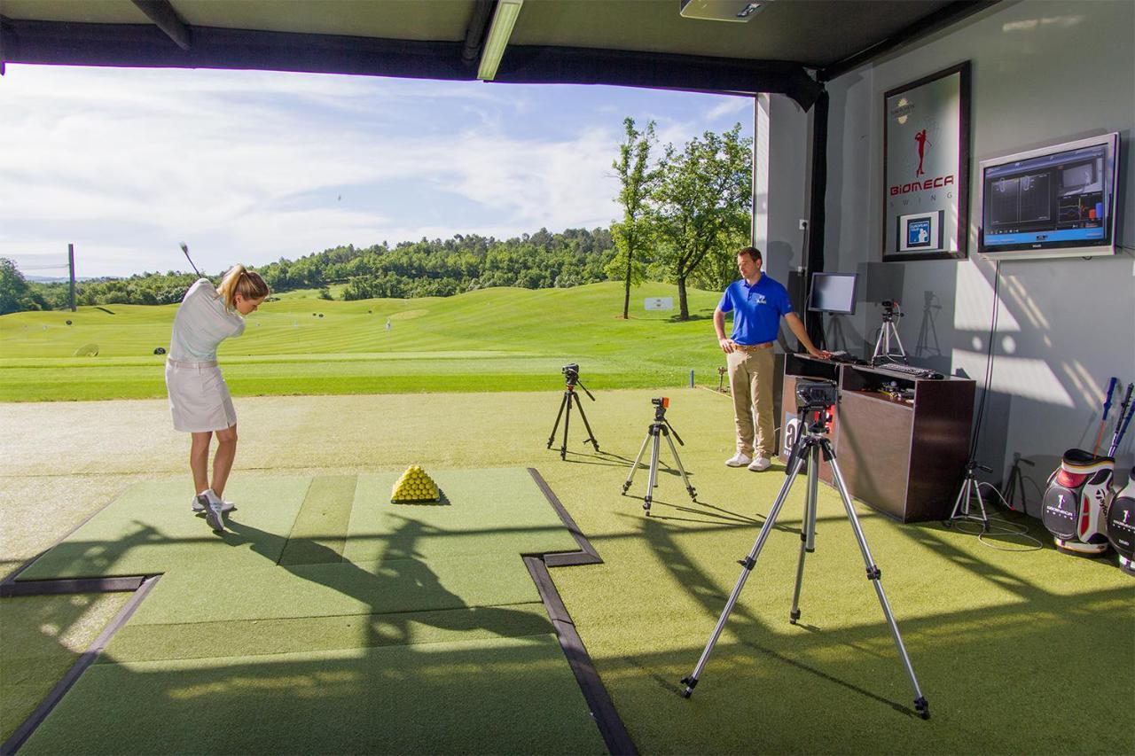 Terre Blanche Hotel Spa Golf Resort Tourrettes Esterno foto