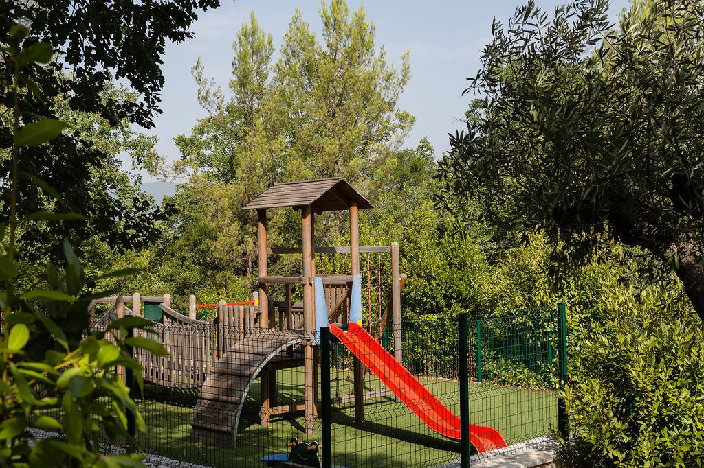 Terre Blanche Hotel Spa Golf Resort Tourrettes Esterno foto