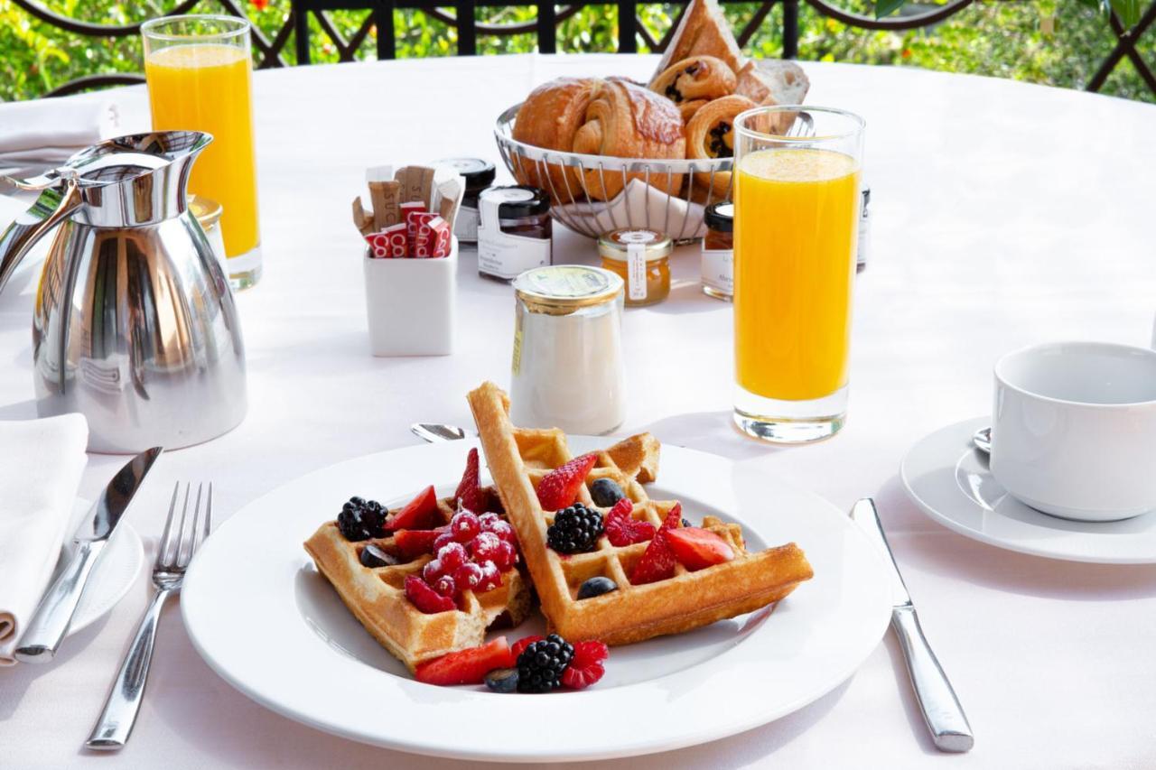 Terre Blanche Hotel Spa Golf Resort Tourrettes Esterno foto
