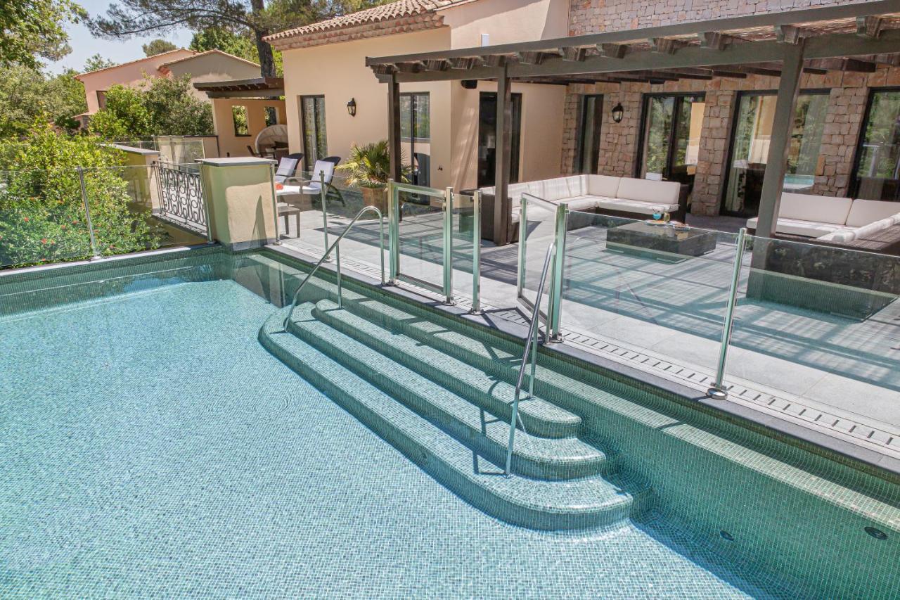 Terre Blanche Hotel Spa Golf Resort Tourrettes Camera foto